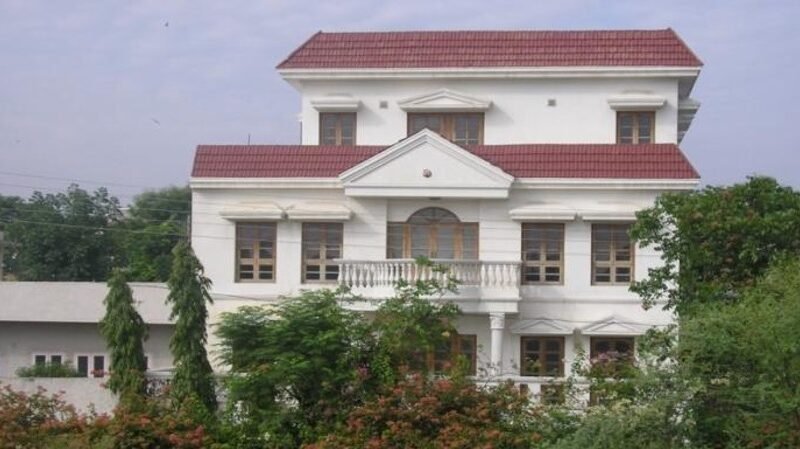 RESIDENTIAL - PRIVATE BUNGALOWS With Interiors 2